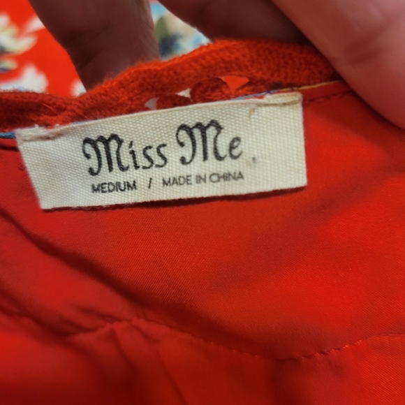 Miss Me NWOT Women's Floral Lace Cami. - Picture 12 of 13